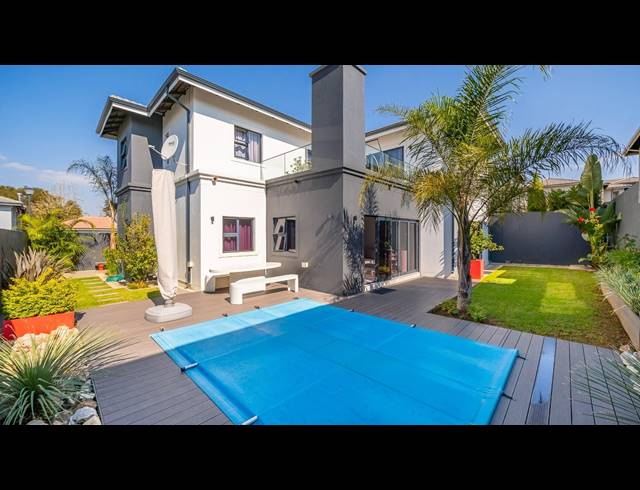 4 BEDROOM CLUSTER FOR SALE IN OLIVEDALE